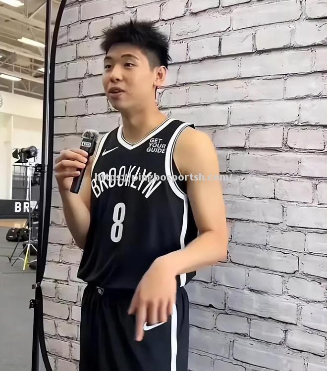 篮网队年轻球员崭露头角，成为球队亮点